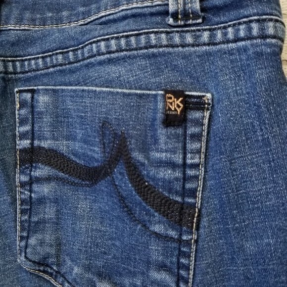 DKNY Low Rise Bootcut Medium Wash Jeans Size 11R - Picture 3 of 12